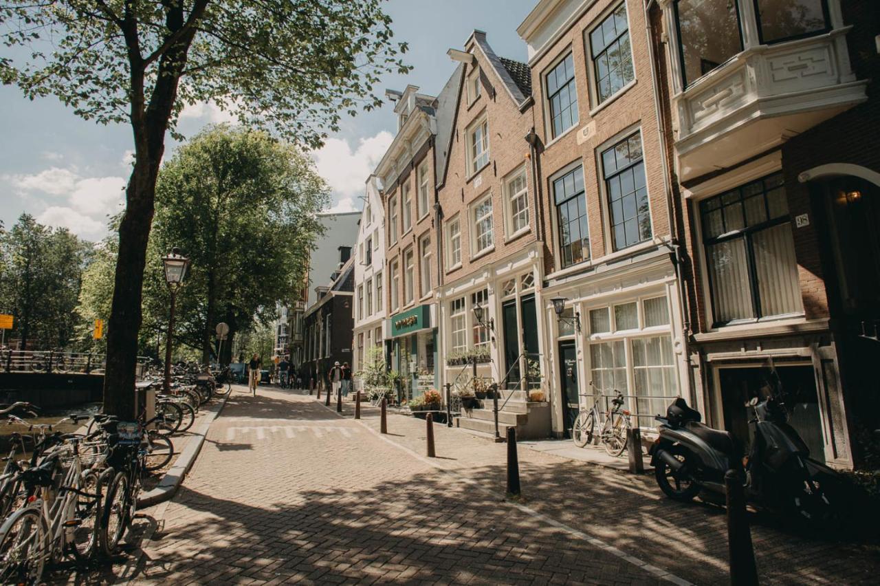 Follow Your Heart In Amsterdam Bagian luar foto